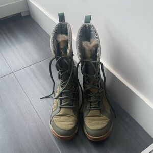 Columbia winter boots